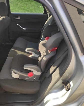 Ford Mondeo cena 19000 przebieg: 260000, rok produkcji 2010 z Olsztyn małe 352
